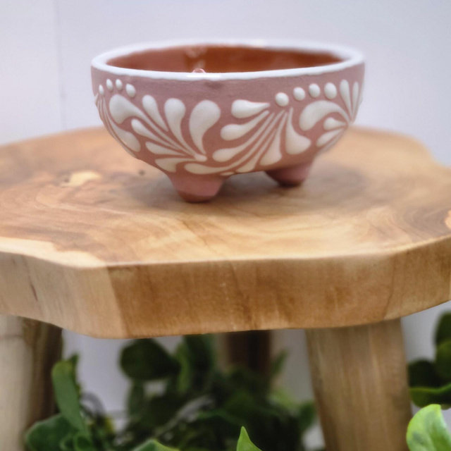 Handmade Engobe Barro Molcajete: Mexican Salsa Bowl