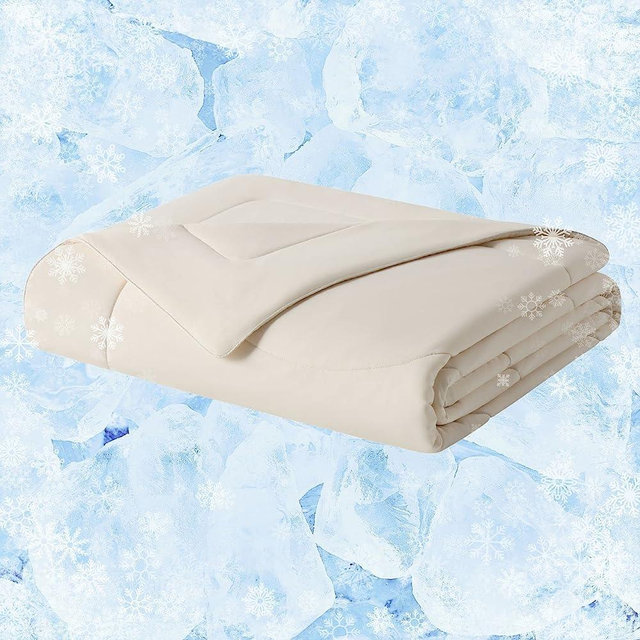REST Evercool™ Cooling Comforter, Cooling Blanket for Hot Sleepers, Night Sweats, Menopause Hot Flash. Buttery Soft, Nontoxic, Hypoallergenic, Machine Washable, All Season Duvet, Ivory Twin 68" x90”