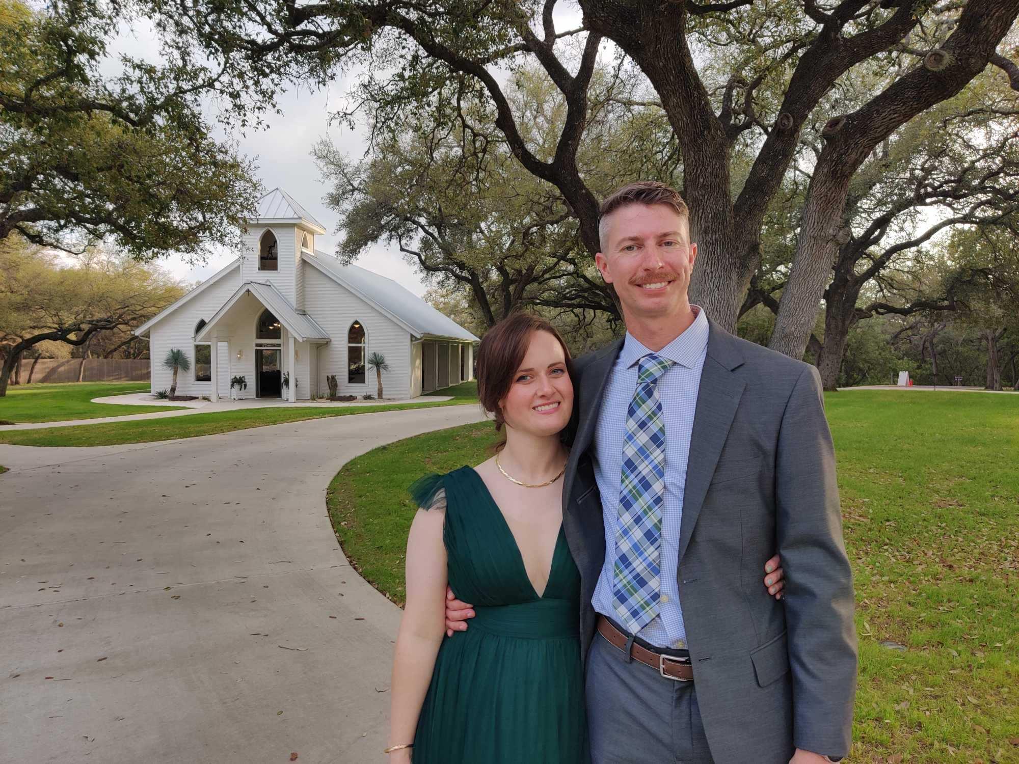The Wedding Website of Lauren Poss and Thomas Ferguson