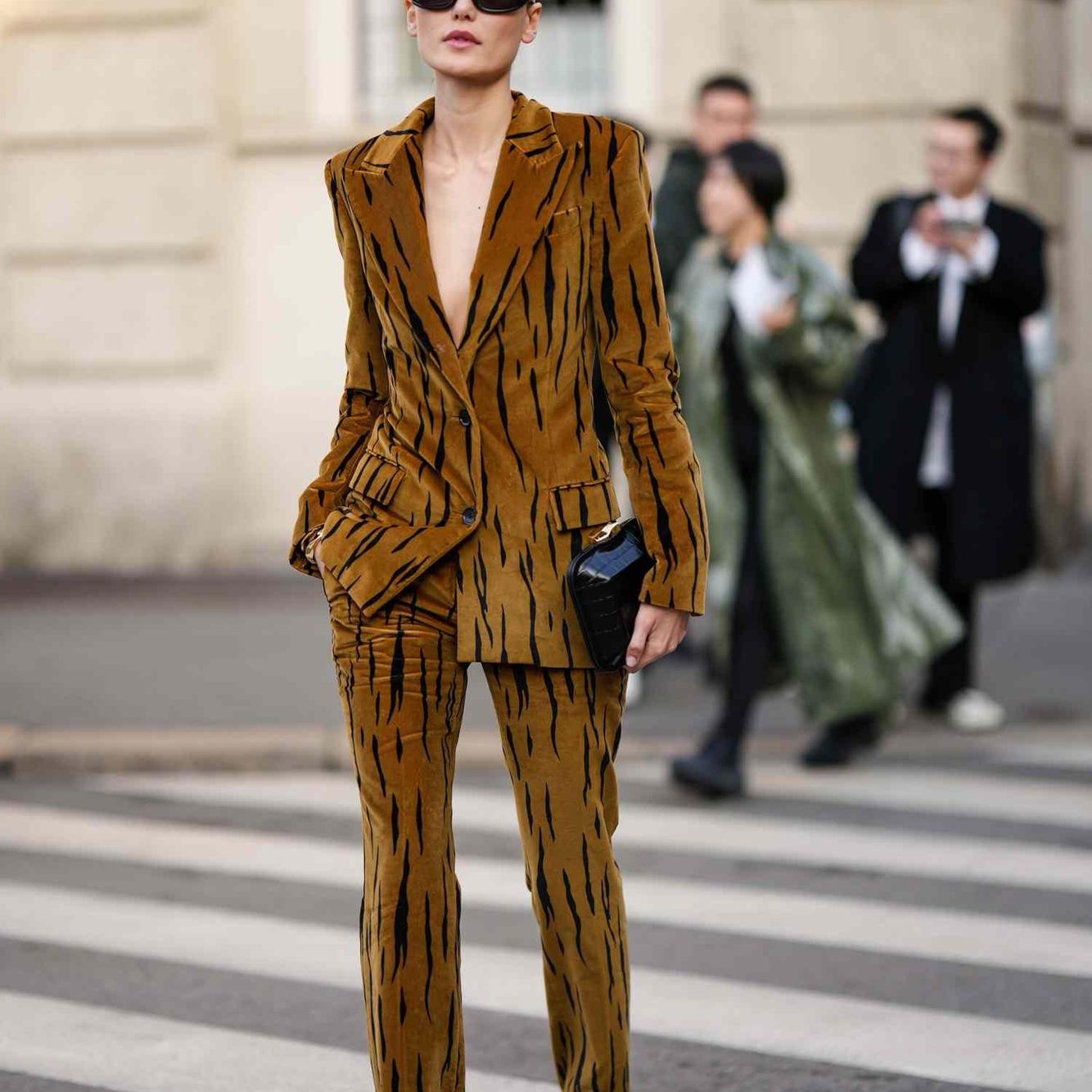 Women’s semi-formal outfit for ceremony