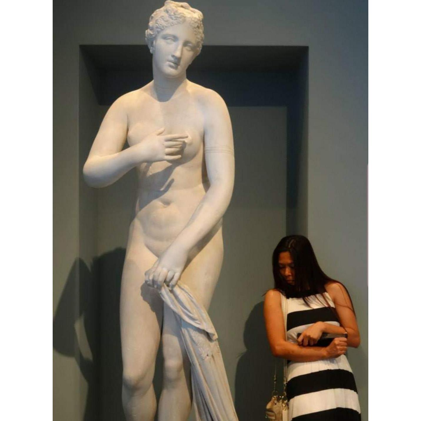 Just checking her feet out. Italy 2013.