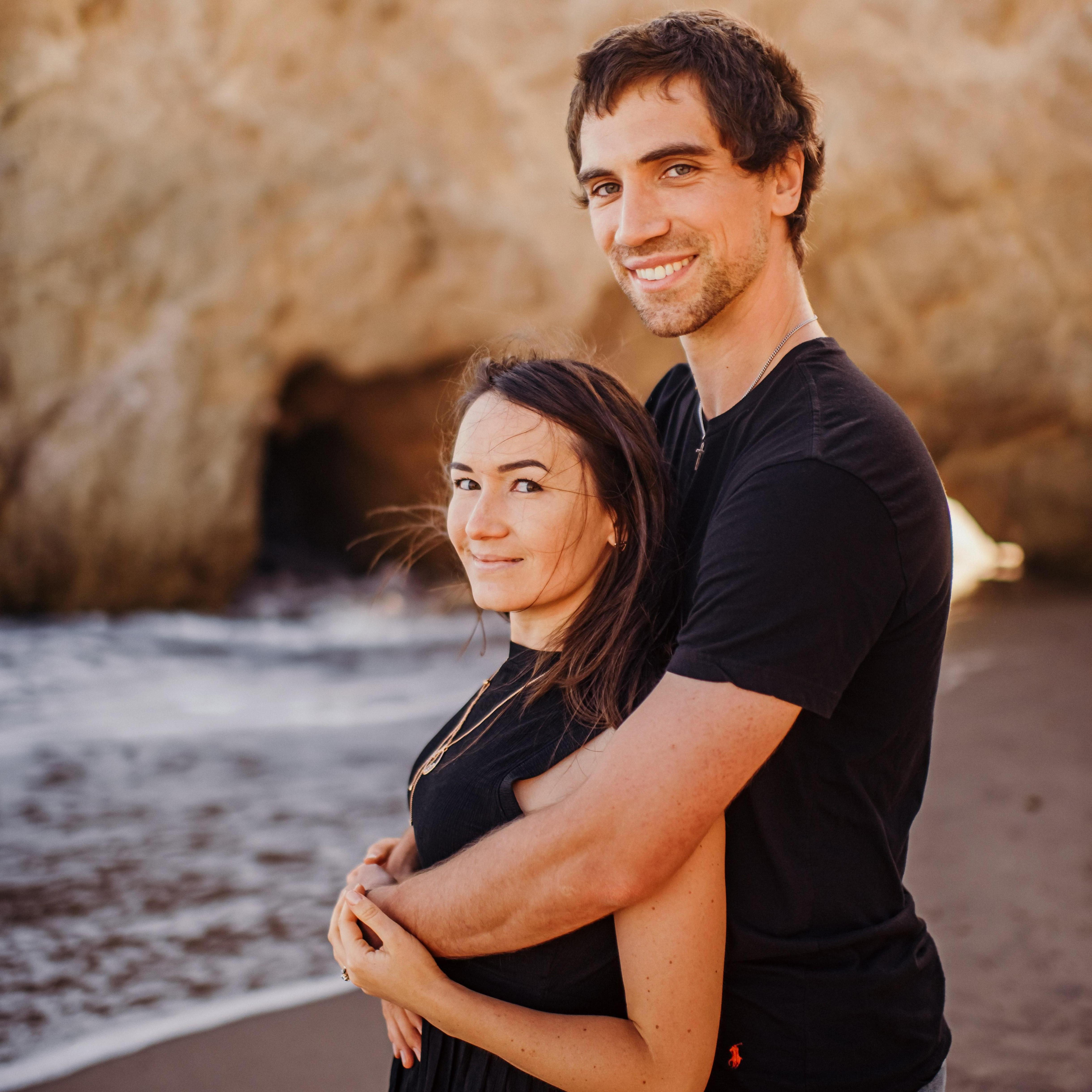 Engagement photoshot at El Matador beach in Malibu [June 2020]