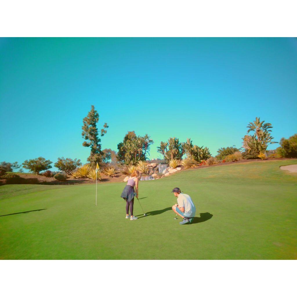 Tommy always reads the green for Kate.