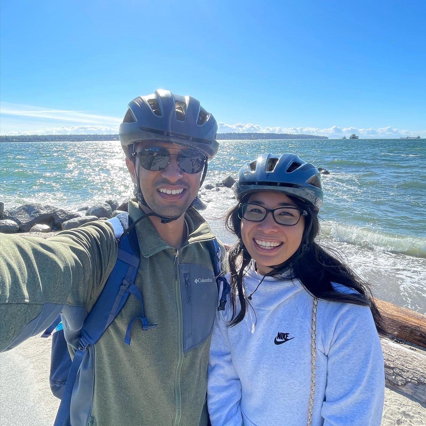Biking around Stanley Park in Vancouver, BC (2021)