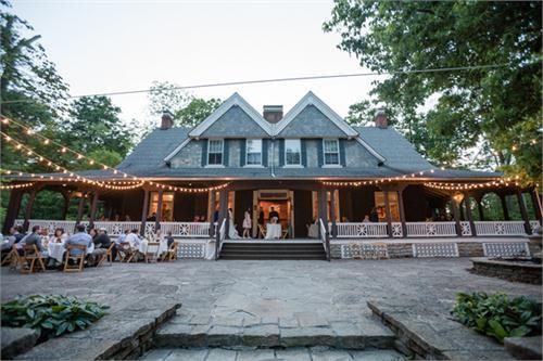 The Wedding Website of Angie Bell and Drew Harris