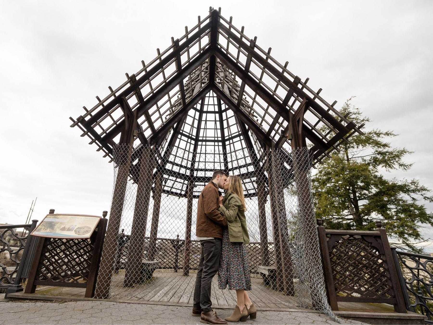 The Wedding Website of Samantha Brown and Daniel McGuire