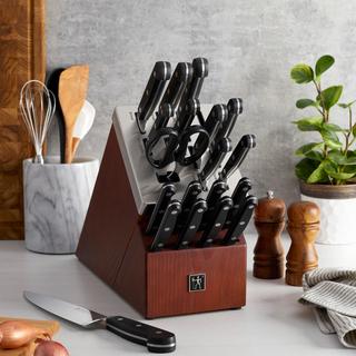 Classic 20-Piece Self-Sharpening Knife Block Set