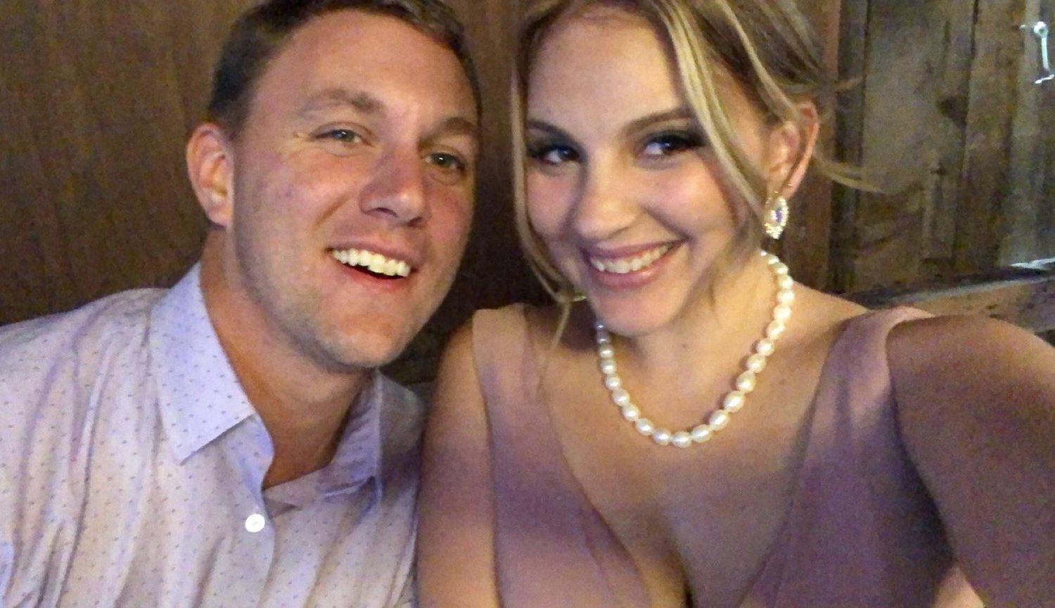 The Wedding Website of Gabriella Sherwood and Jason Gosney