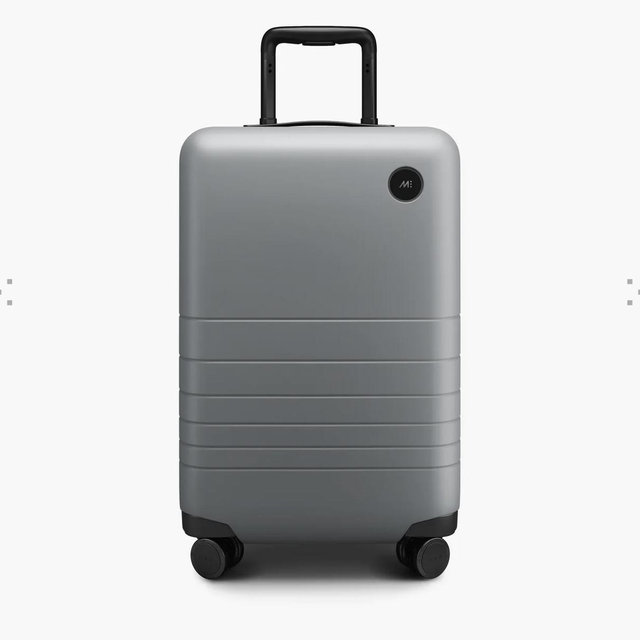 Carry-On in Grey