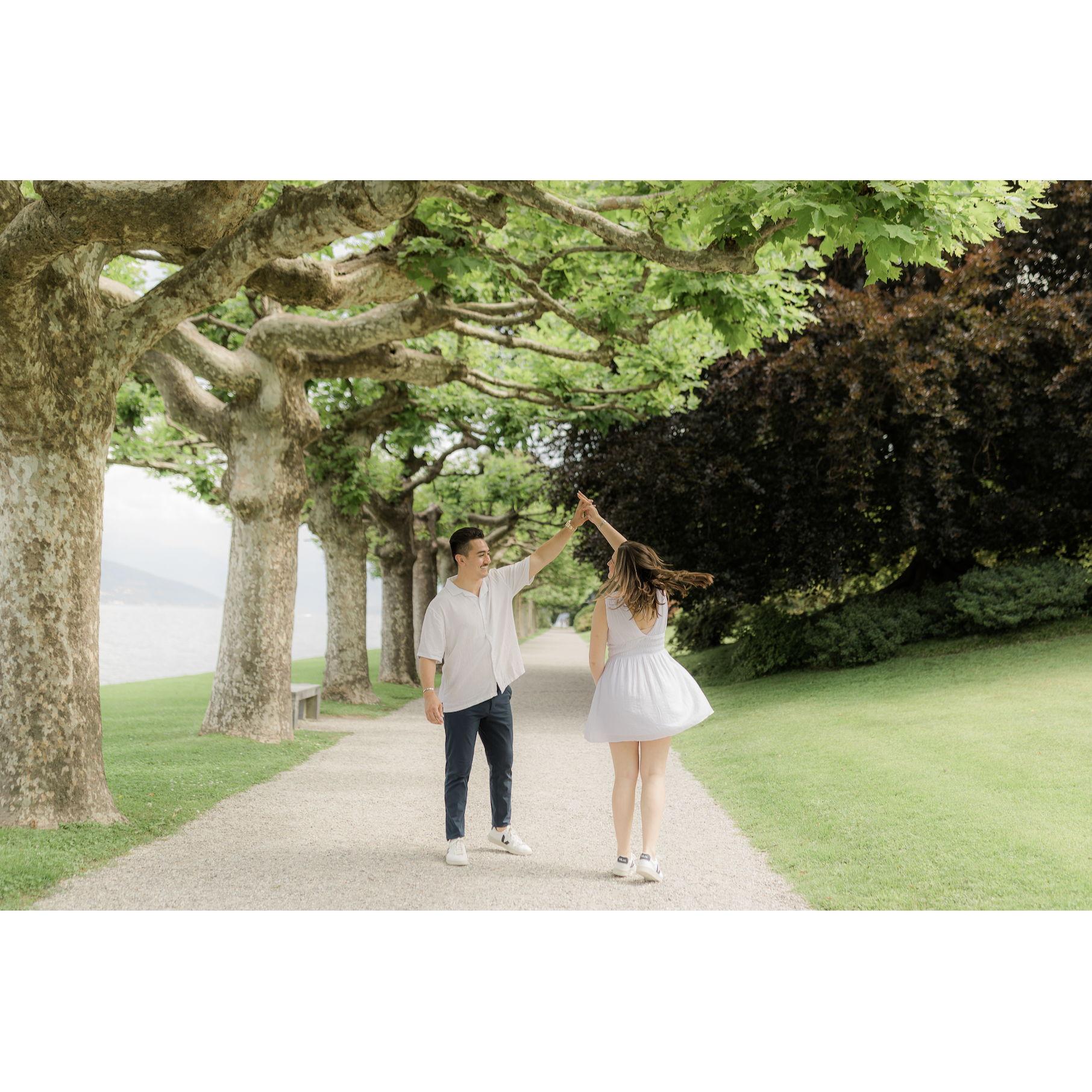Engagement Pictures at Lake Como