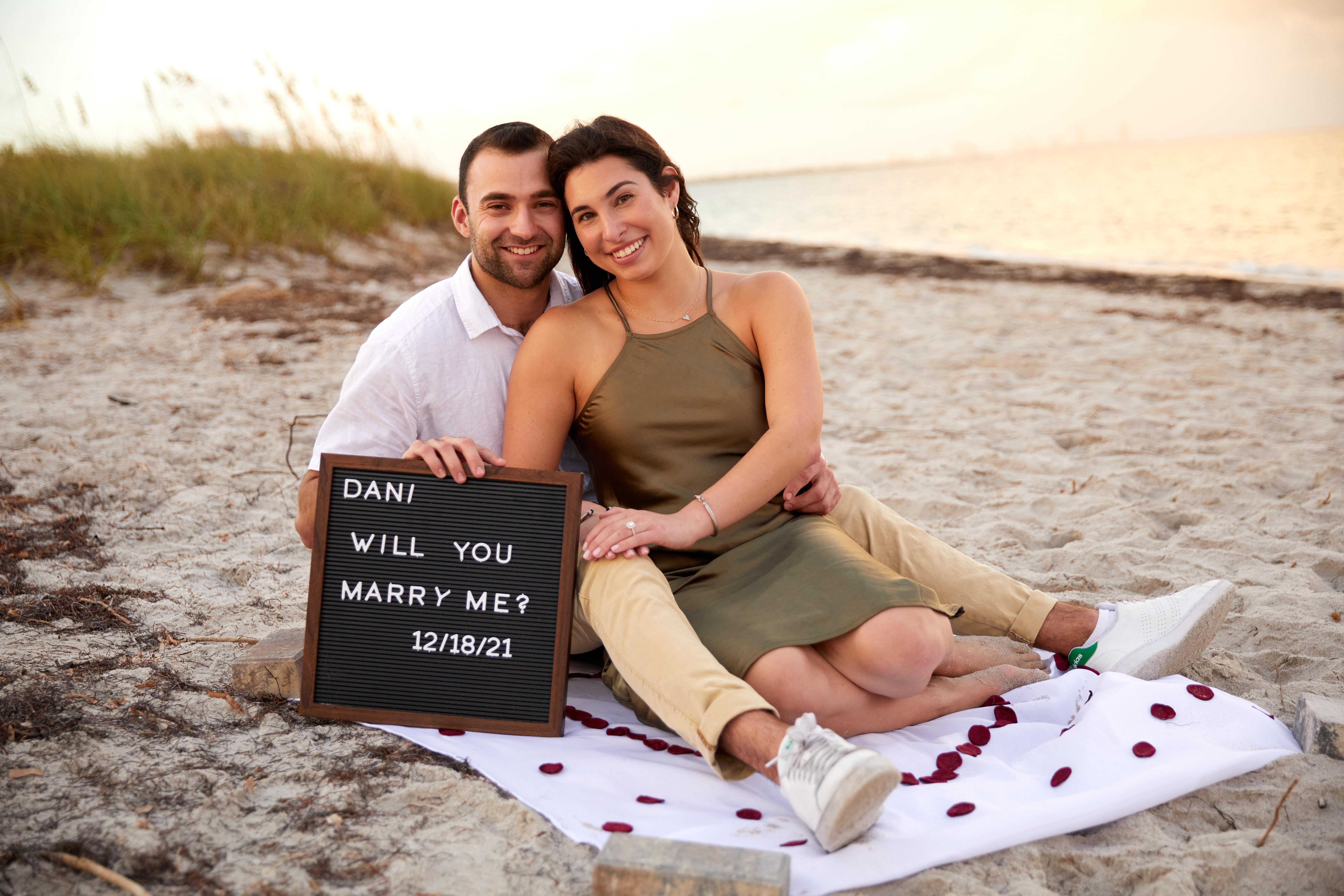 The Wedding Website of Dani Eisenman and Josh Moskowitz