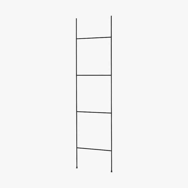 Black Ferra Towel Ladder