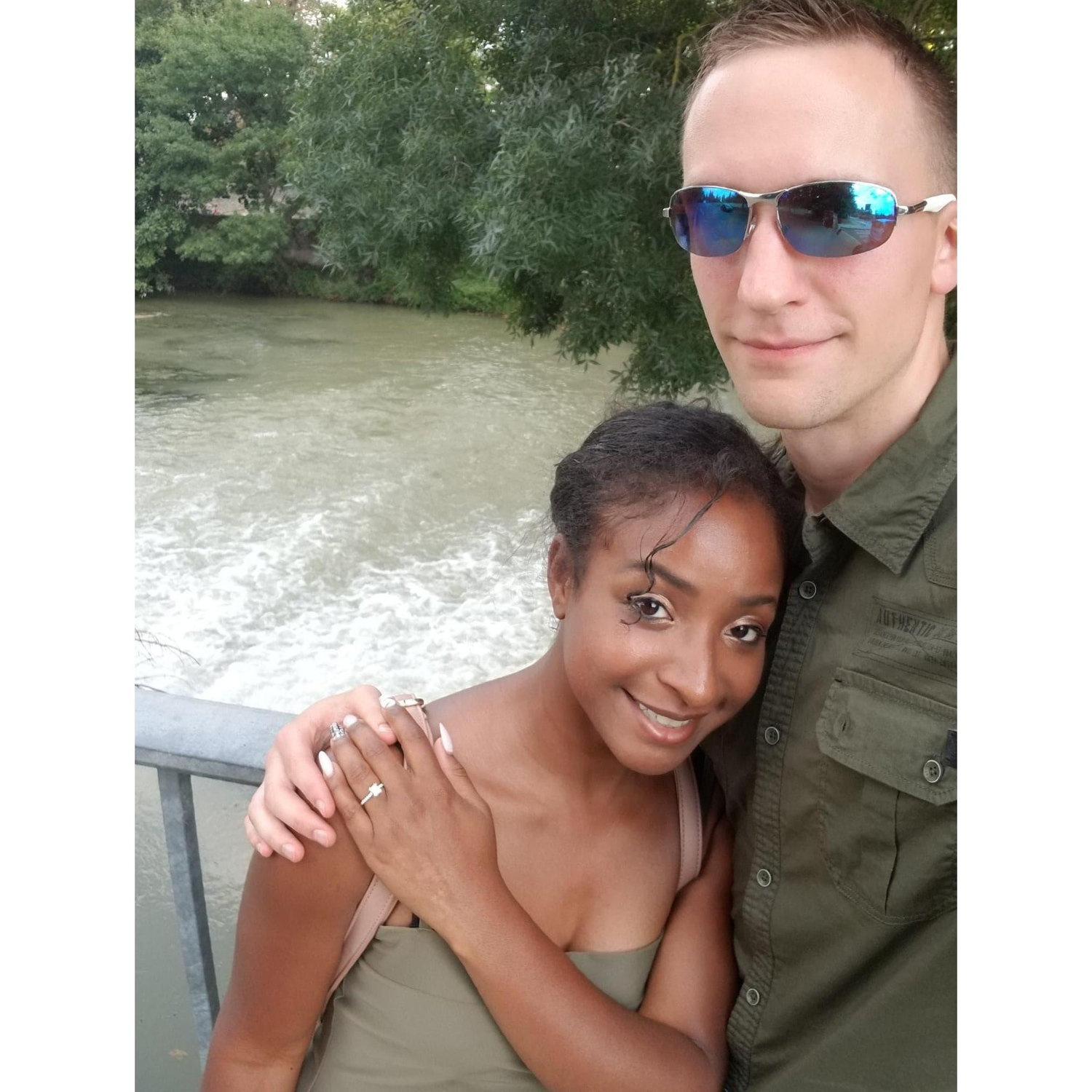 A couple of hours after the proposal... I felt like I was dreaming 😍