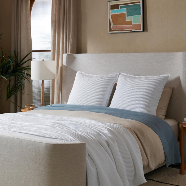 Parachute Matelasse Coverlet - Thumbnail 2