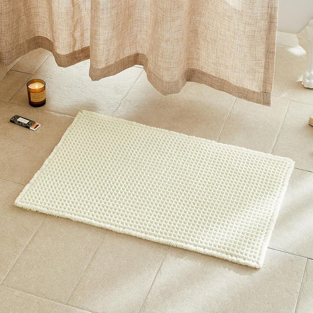 TYUU White Bathroom Rugs, Waffle Bath Mat Non Slip Washable Super Absorbent Quick Dry Boho Farmhouse Bathroom Decor, 30"x20" White