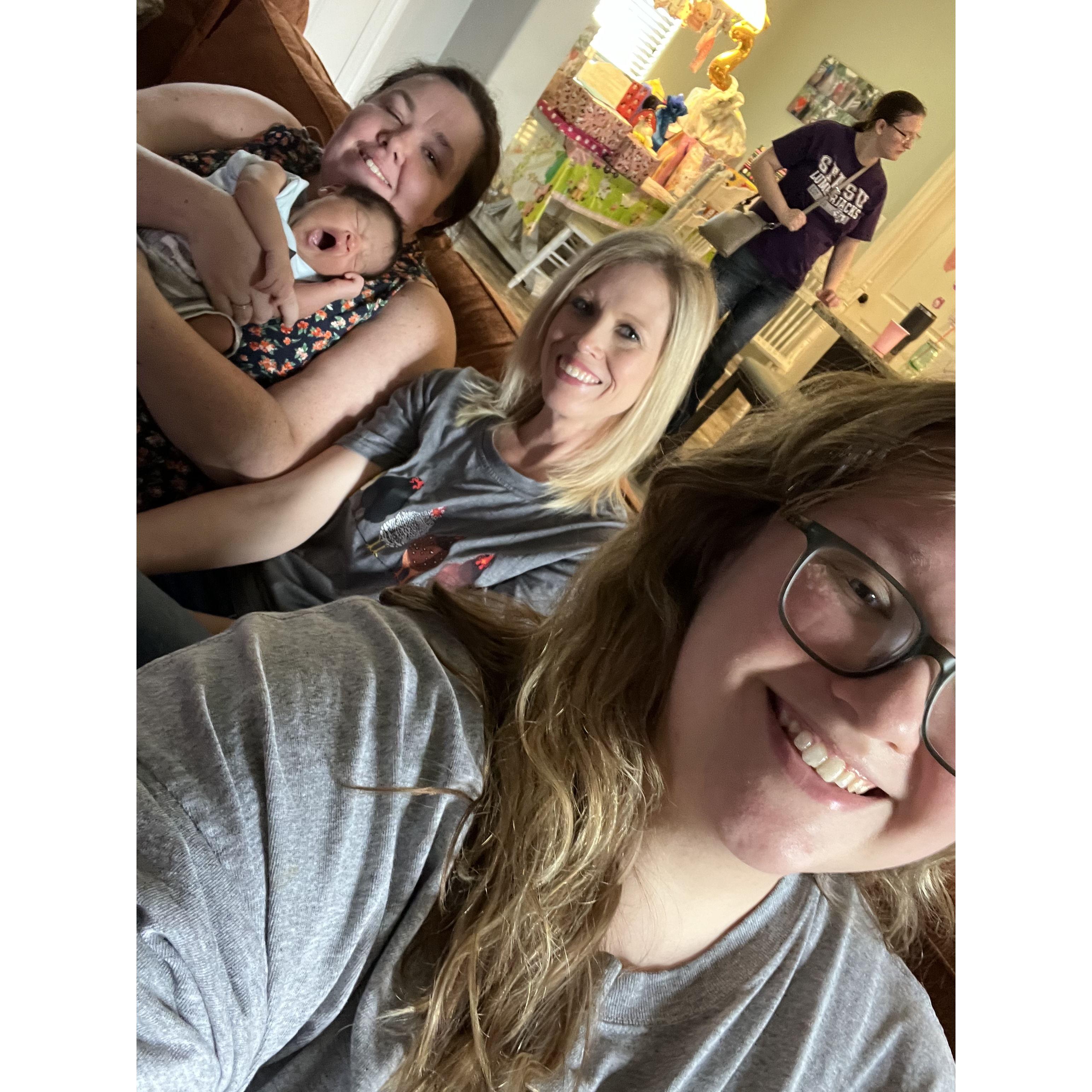 My sisters and I! ❤️