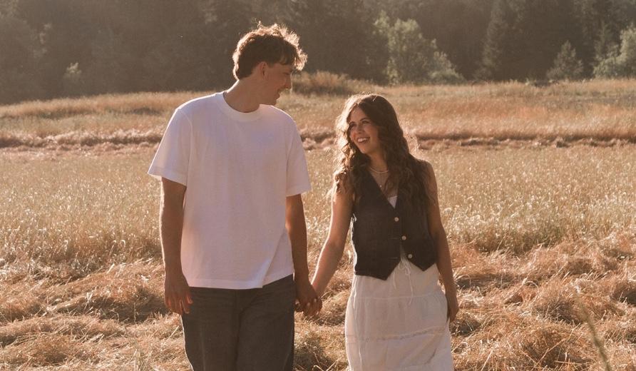 The Wedding Website of Ashton Rose and Annabelle Atwood