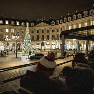 Paris Hop-on Hop-off TootBus & Night Tour for 2