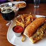 Warren’s Ale House
