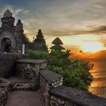 Catch the sunset at Uluwatu Temple