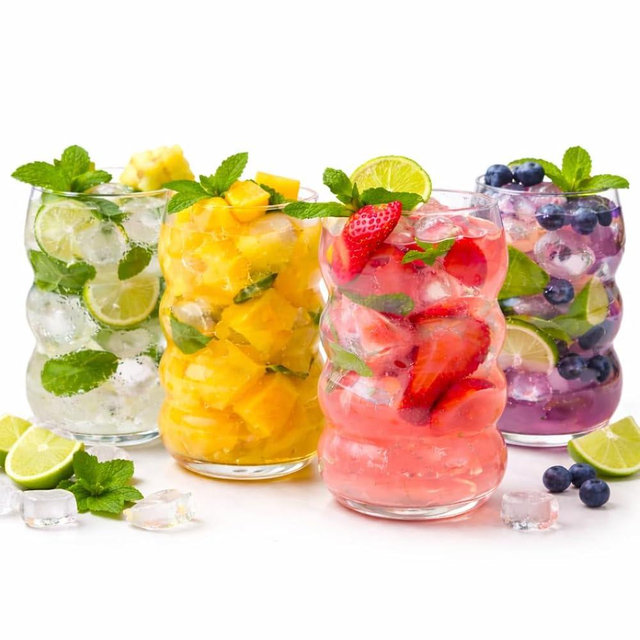 Oojami 30 count Bubble 12 Ounce Cups Unbreakable Stemless Plastic Wine Champagne Whiskey Glasses Elegant Durable Disposable Indoor Outdoor Ideal for Home, Office, Bars, Wedding, Party