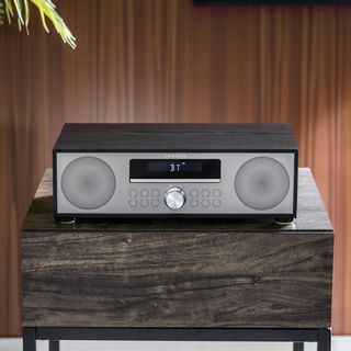 Fleetwood Radio CD Player