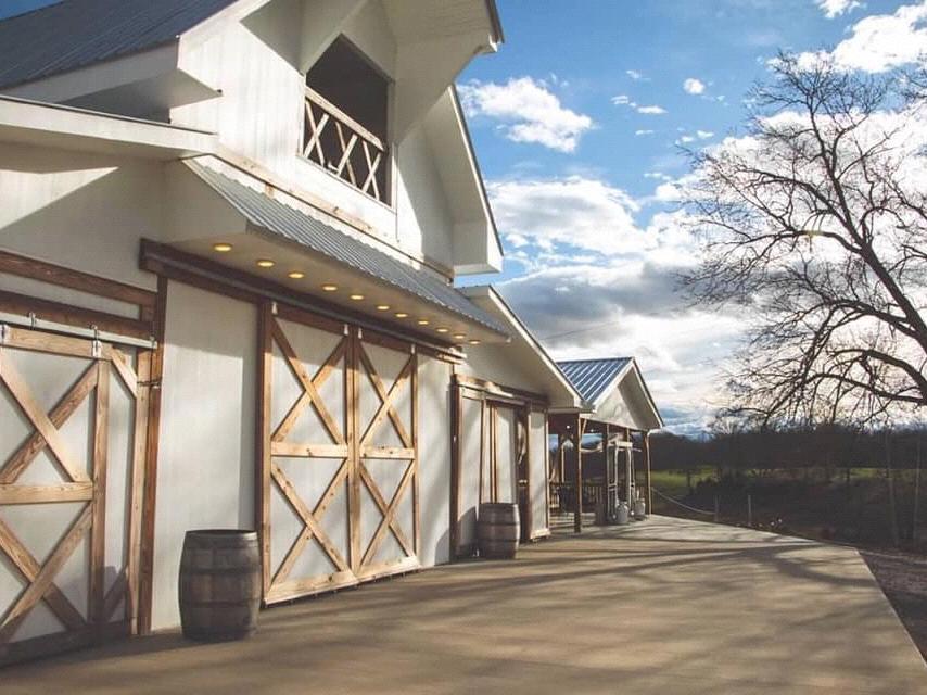 The Wedding Website of Sarah Mackey and Bradley Durand