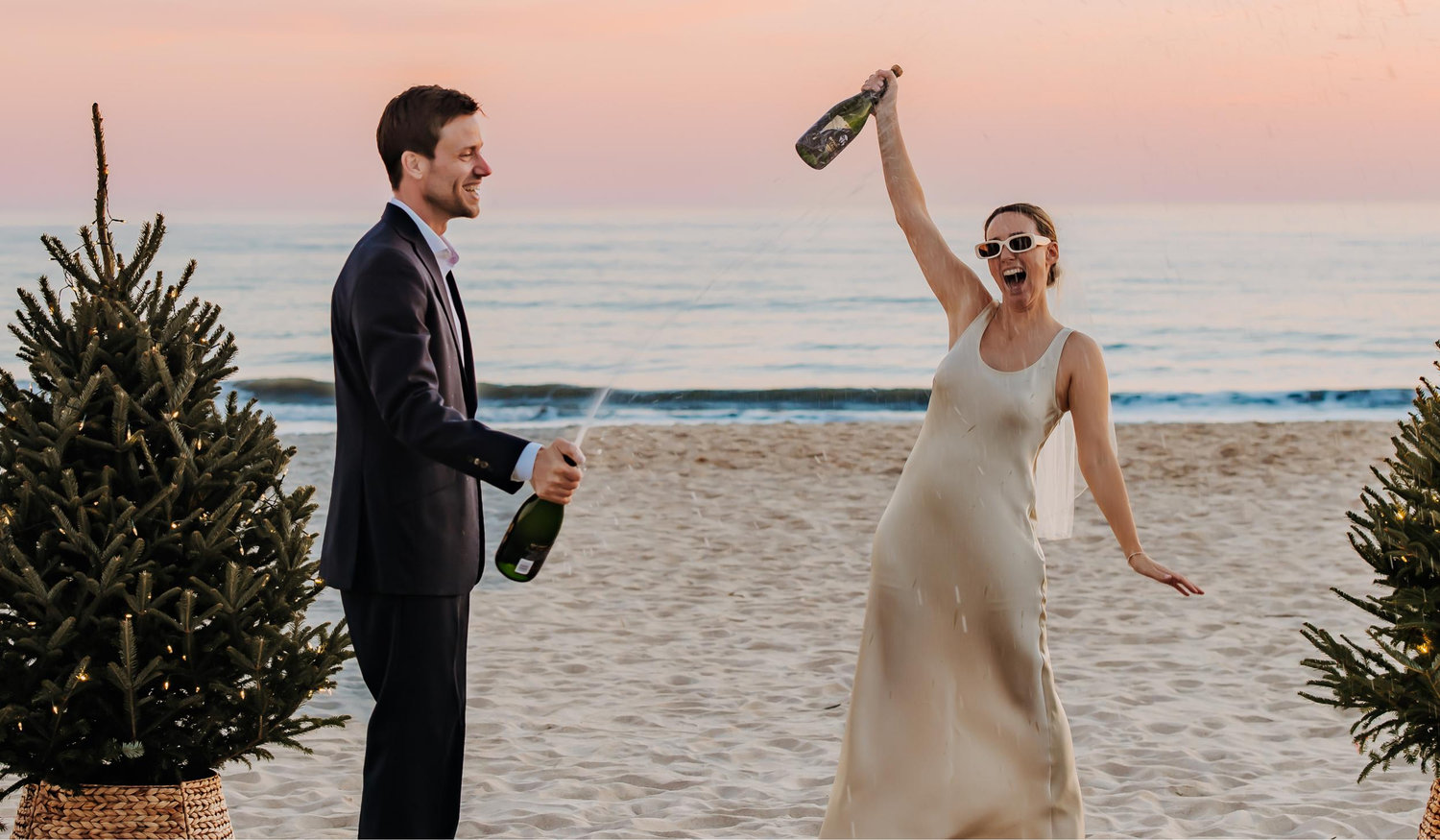 The Wedding Website of Samantha Tavino and Derek Dawson