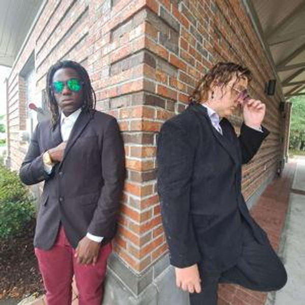 Help Kyle Get A Professional Photoshoot Done!