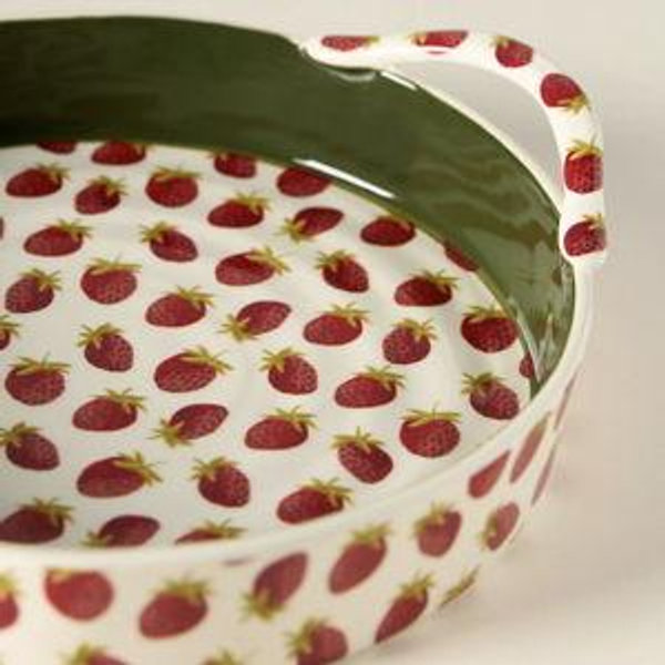 Berry Icon Handpainted Stoneware Pie Dish