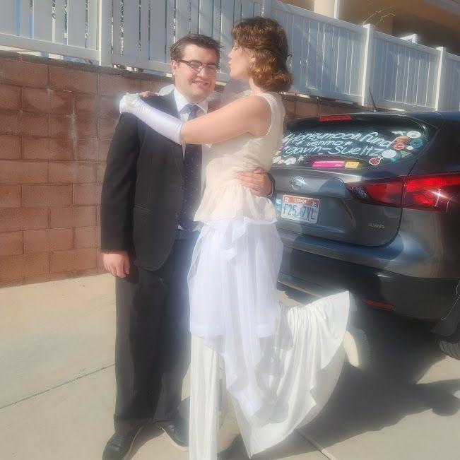 More Vegas fake wedding fun