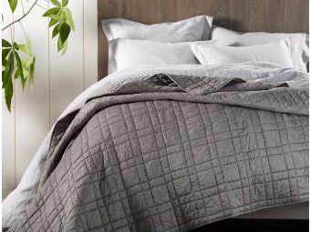 Double-Stitched Quilted Organic Cotton Comforter