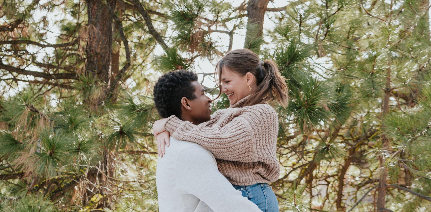 The Wedding Website of Maddie Hildebrand and Darian Williams