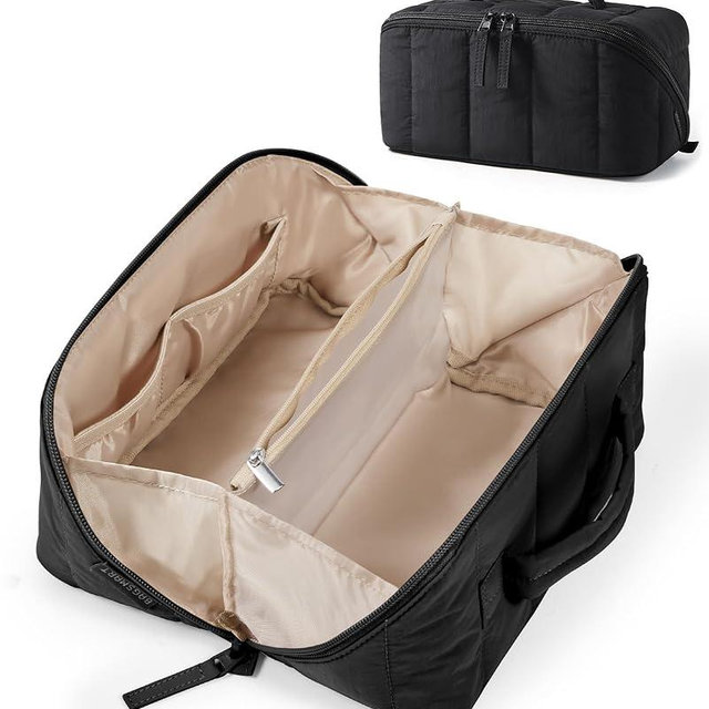 BAGSMART Travel Makeup Bag for Women, Portable Water-resistant Cosmetic Case, Puffy Padded Make Up Organizer Pouch, Open Flat Toiletry Bag for Toiletries, Brushes, Black