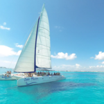 Isla Mujeres Catamaran Tour with Lunch & Open Bar