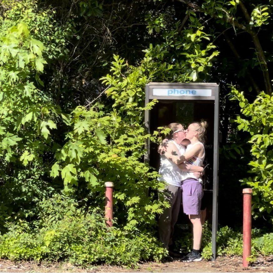 Cheesy old phonebooth pic