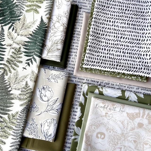 Curated Fat Quarter Bundle | 12 Fat...