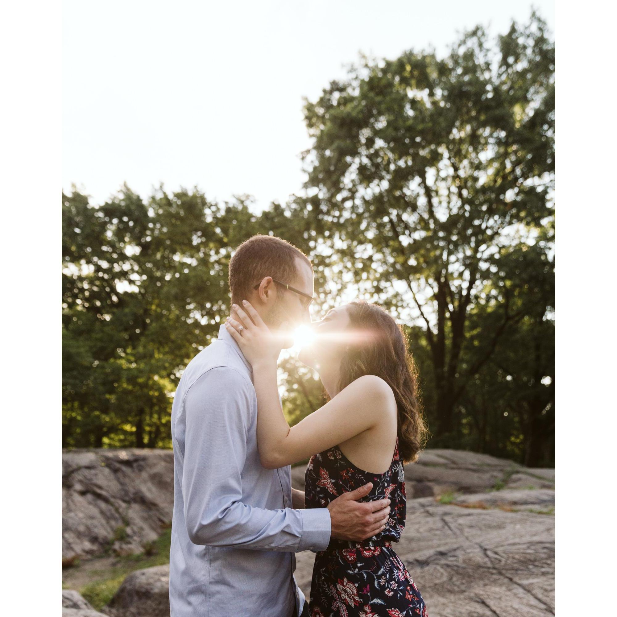 https://micheleyee.pic-time.com/-courtneydaniel/gallery