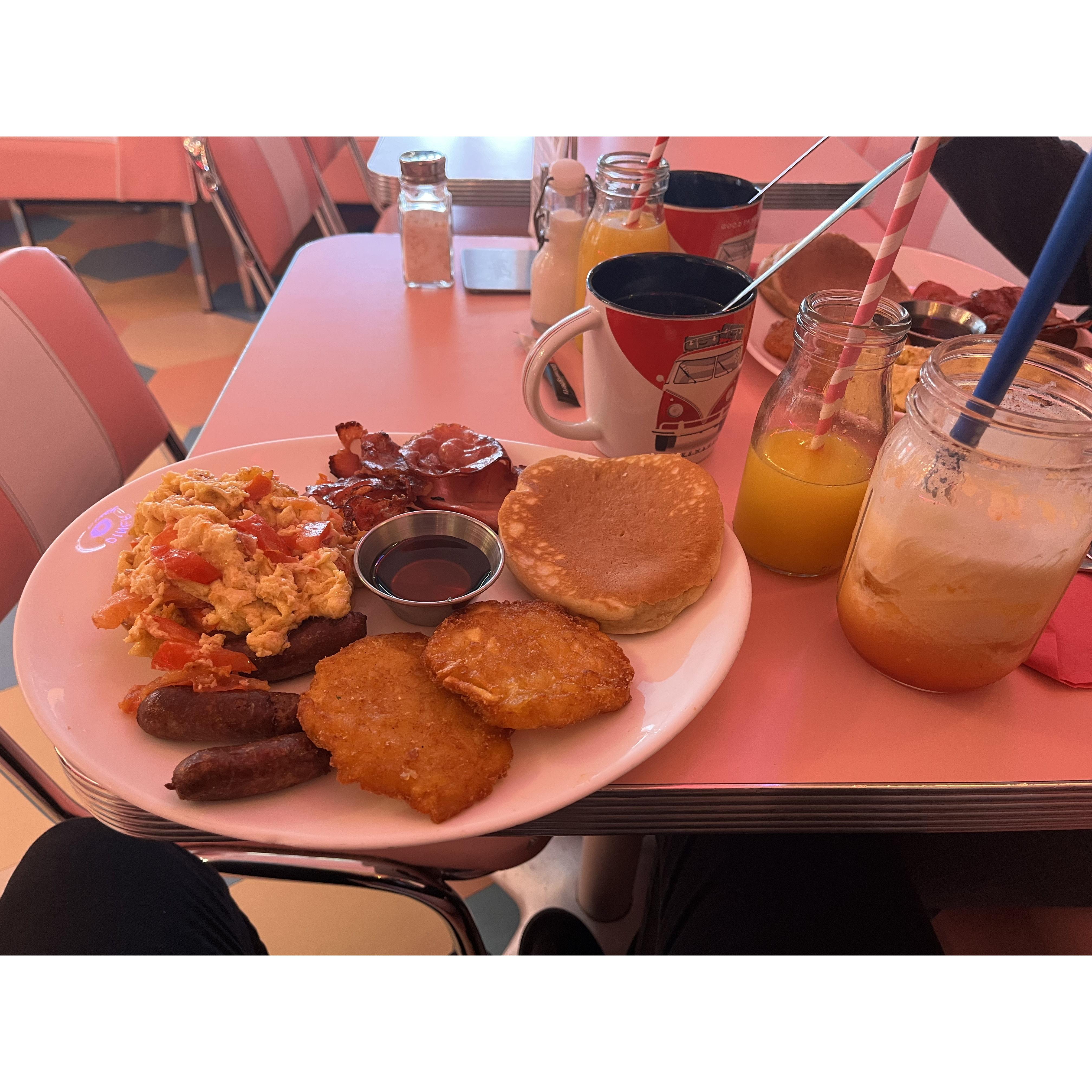 Of course the Americans found the American 50's style diner in Brussels. Worth it.