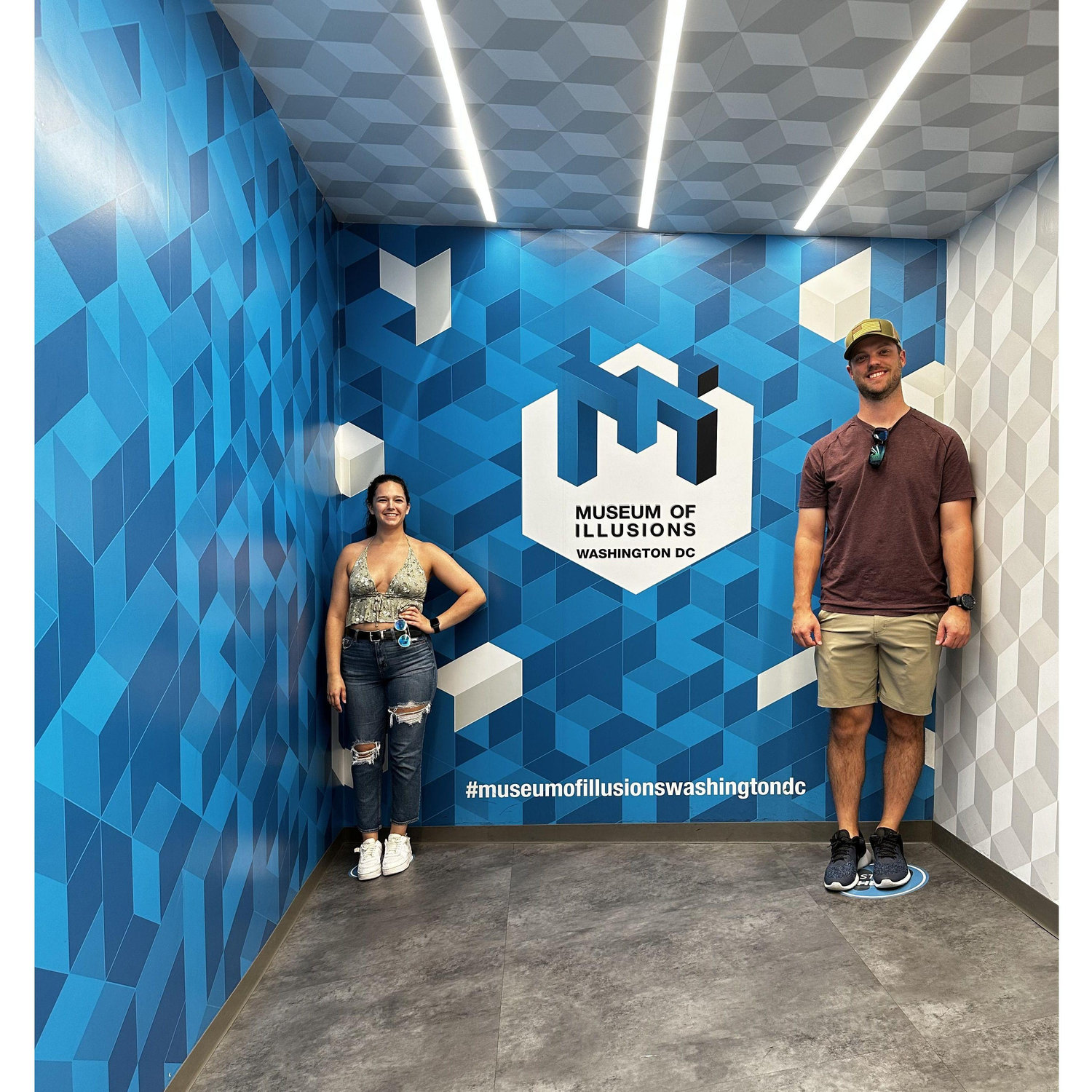 DC Dates! - Museum of Illusions