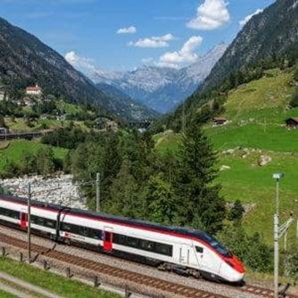 Tren de Zürich a Interlaken Ost
