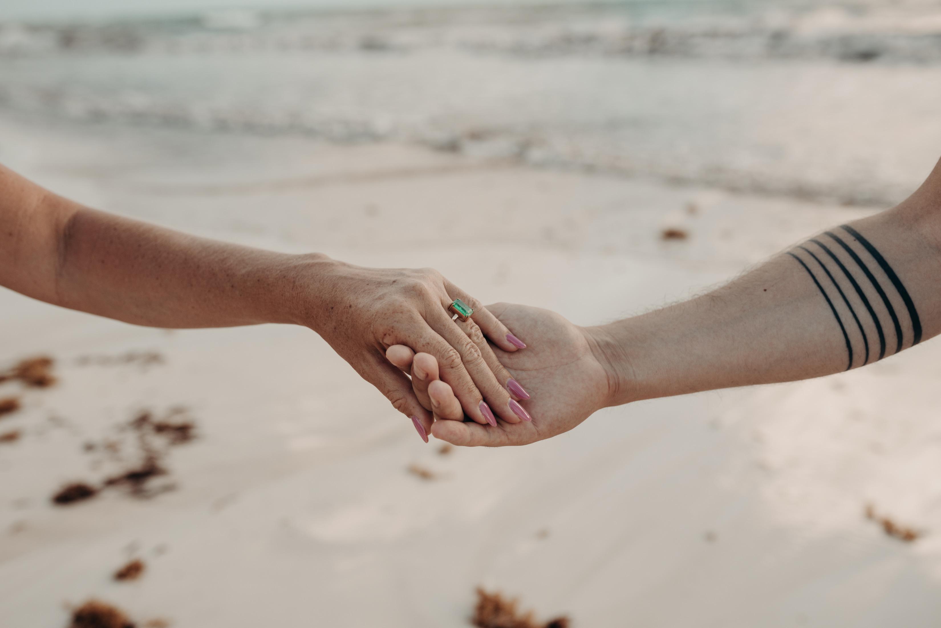 The Wedding Website of Lindsey Carr and Camilo Duque