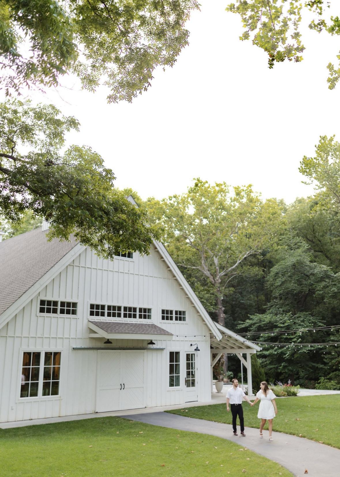 The Wedding Website of Logan Tomlinson and Taylor Simmons