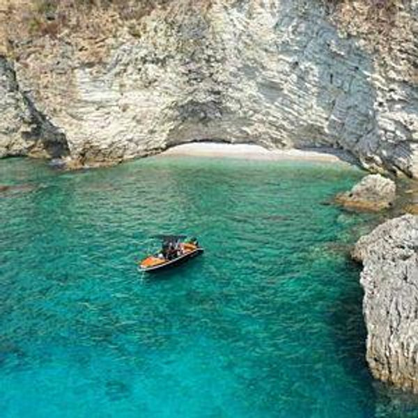 Honeymoon Boat Excursion