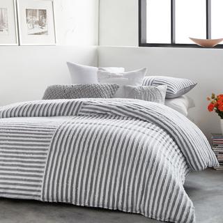 Clipped 2 3-Piece Duvet Set