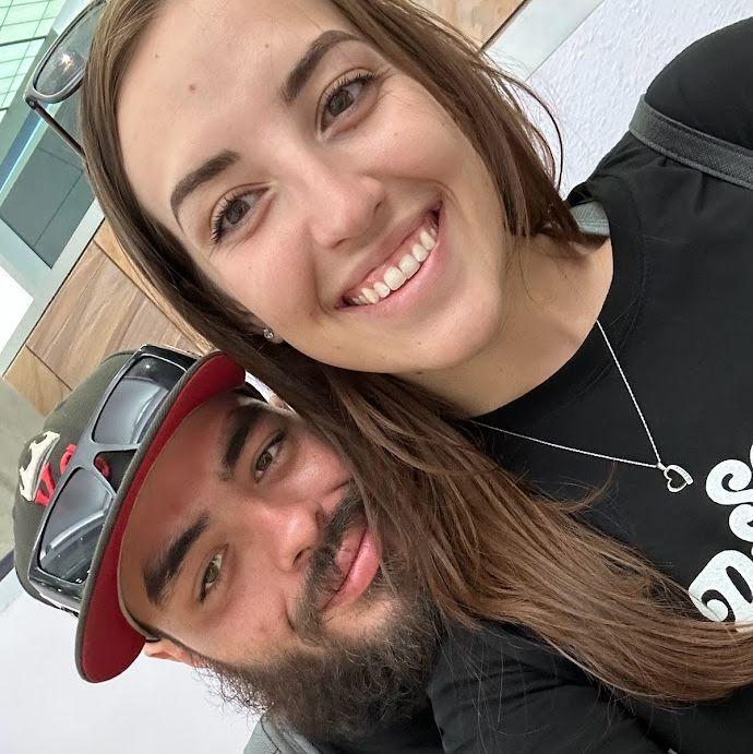 Dropping Justice off at the airport to fly back to KS.