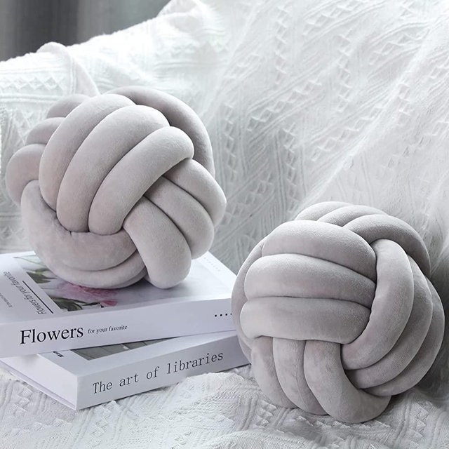 Namalu 2 Pieces Knot Ball Pillows Round Plush Aesthetic Cushion Pillows Soft Stress Relieving Cute Decorative Knotted Pillows for Kids Bed Sofa Bedroom Decor (Gray, 7.87 Inches)