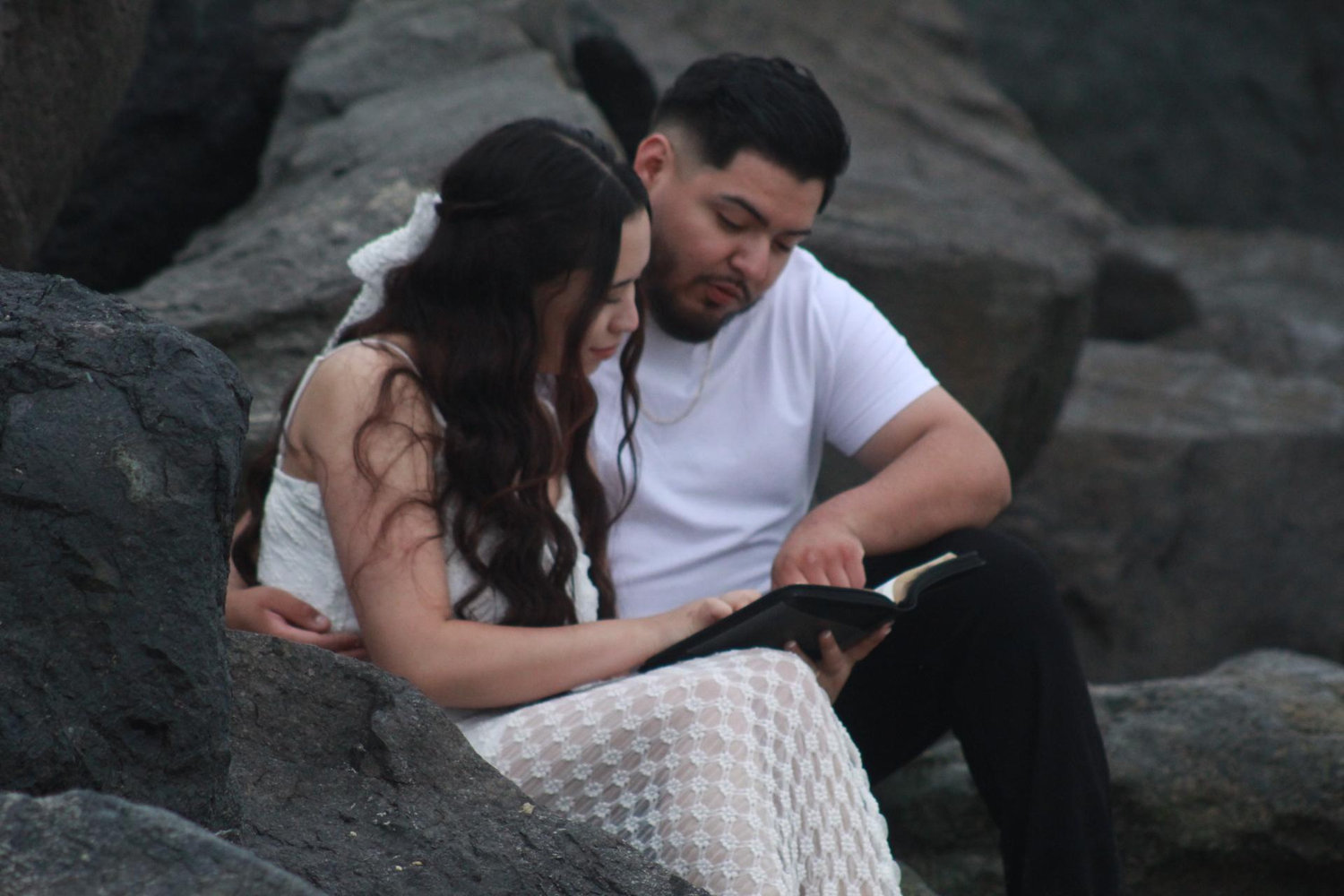 The Wedding Website of Angelica Villalobos and Angel Gil Urbina