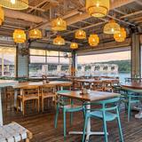 Oyster Landing: Hula Hut, Quince, & Mozart's Coffee Roasters (Central Austin)