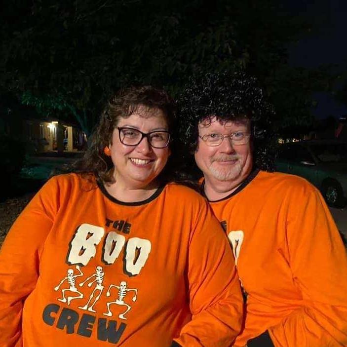 Sometimes you just have to let your hair down - even if it belongs to someone else...
It was a great evening meeting Elsa's framily (friends+family=framily)!